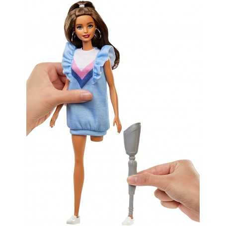Barbie Fashionistas Bambola Vestiti alla Moda e Protesi alla Gamba FXL54  Mattel 3 Anni+